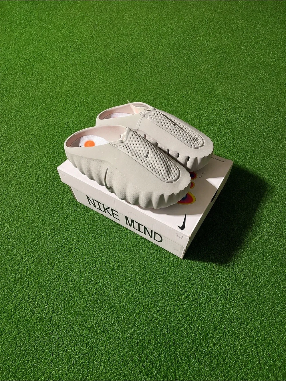 Nike lightweight slides